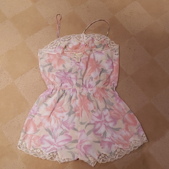 Victoria Secret Romper, Sz M - Picture 5 of 6